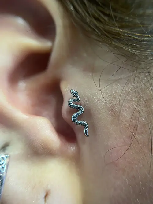 Piercing Bonanova tragus